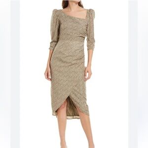 Anthropologie ASTR THE LABEL Green and Ivory Asymmetric Neck Puff Shoulder Dress